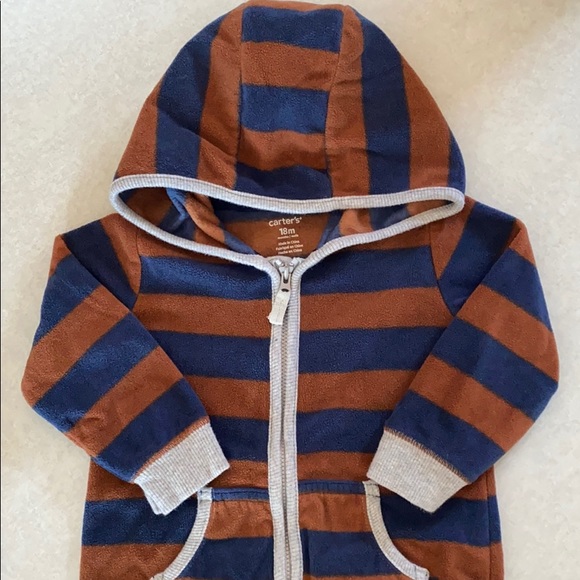 Bundle of 2 Little Boys Hooded One-pieces - Picture 5 of 8